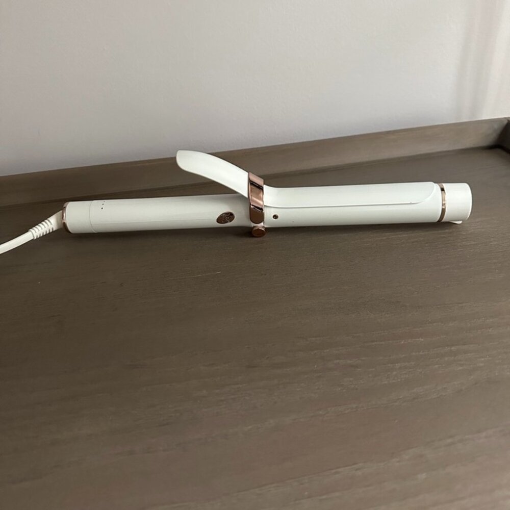 T3 Curling Iron